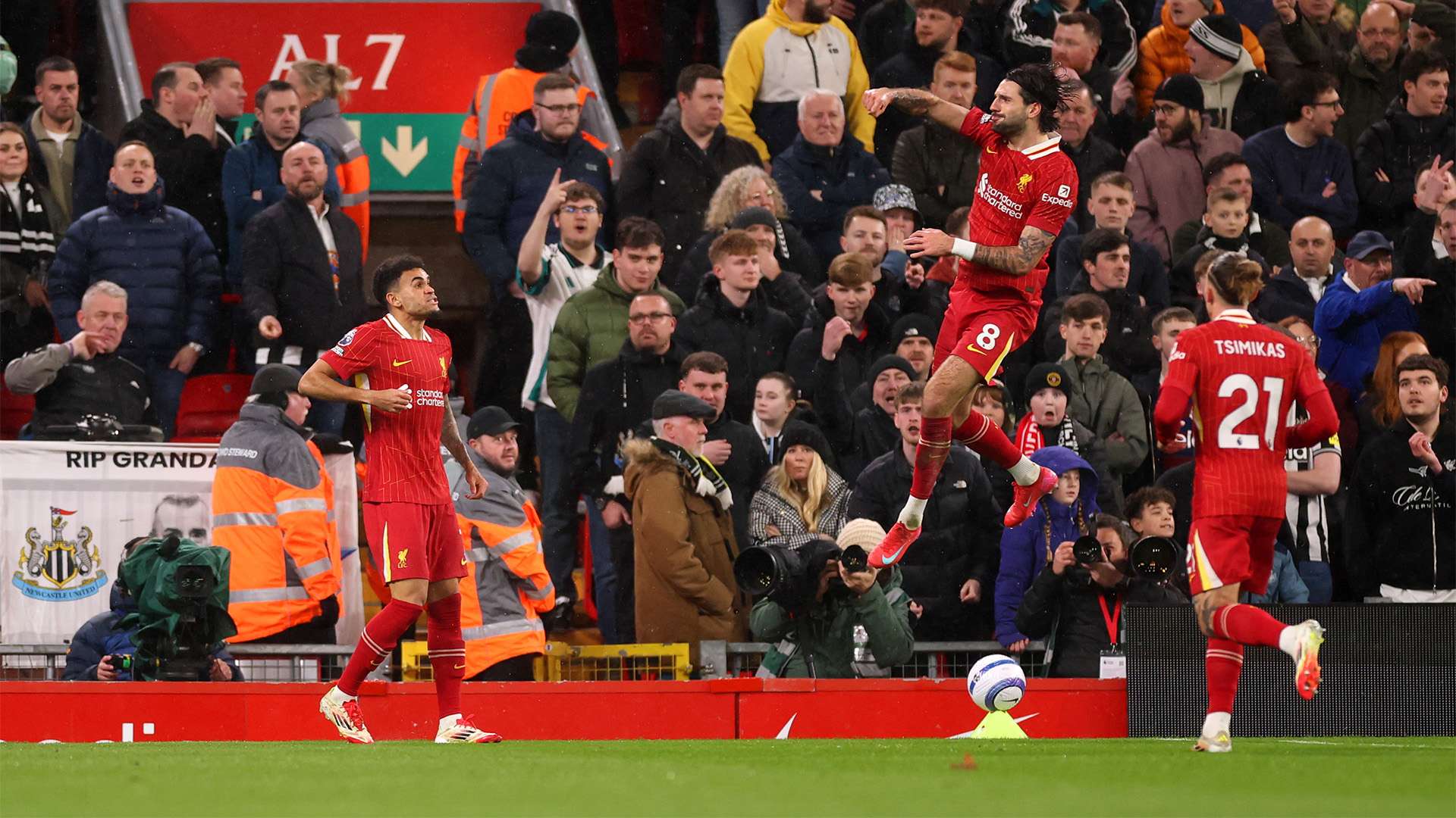 球队迎来了 球队迎来了